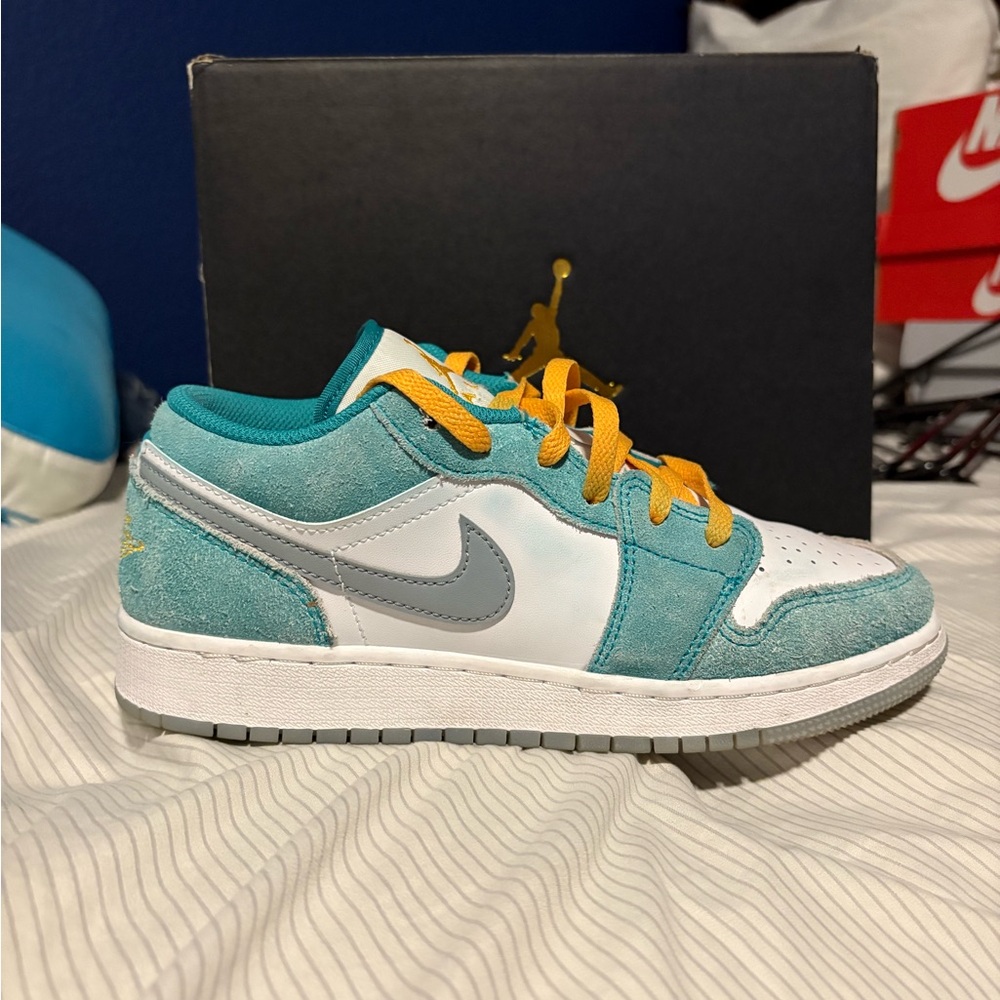 Emerald Coast Jordan 1 Low